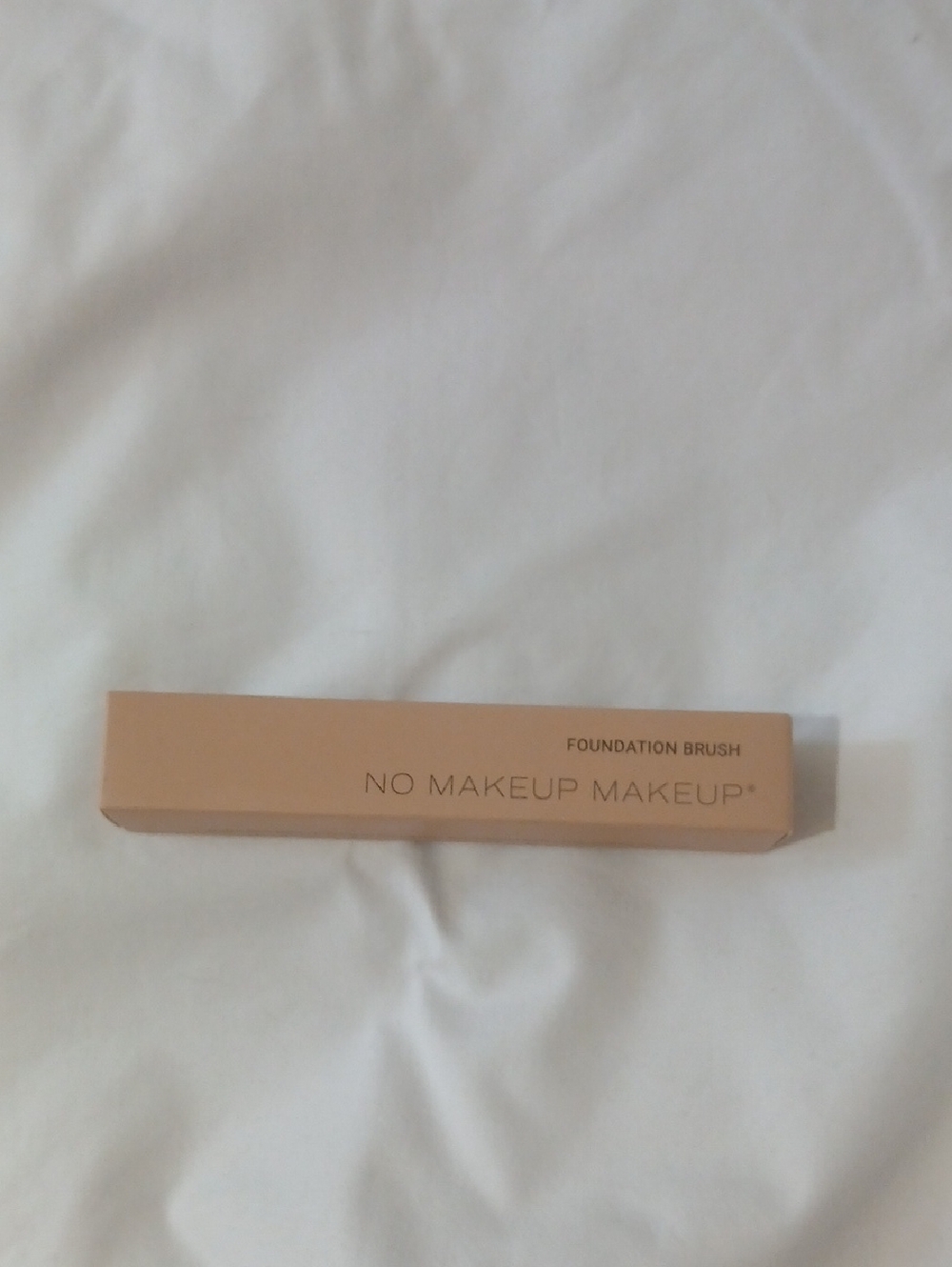 No Makeup Makeup Foundation Brush — Nude Beige